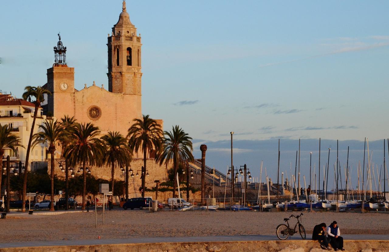 Hola Sitges Apartments Exterior photo